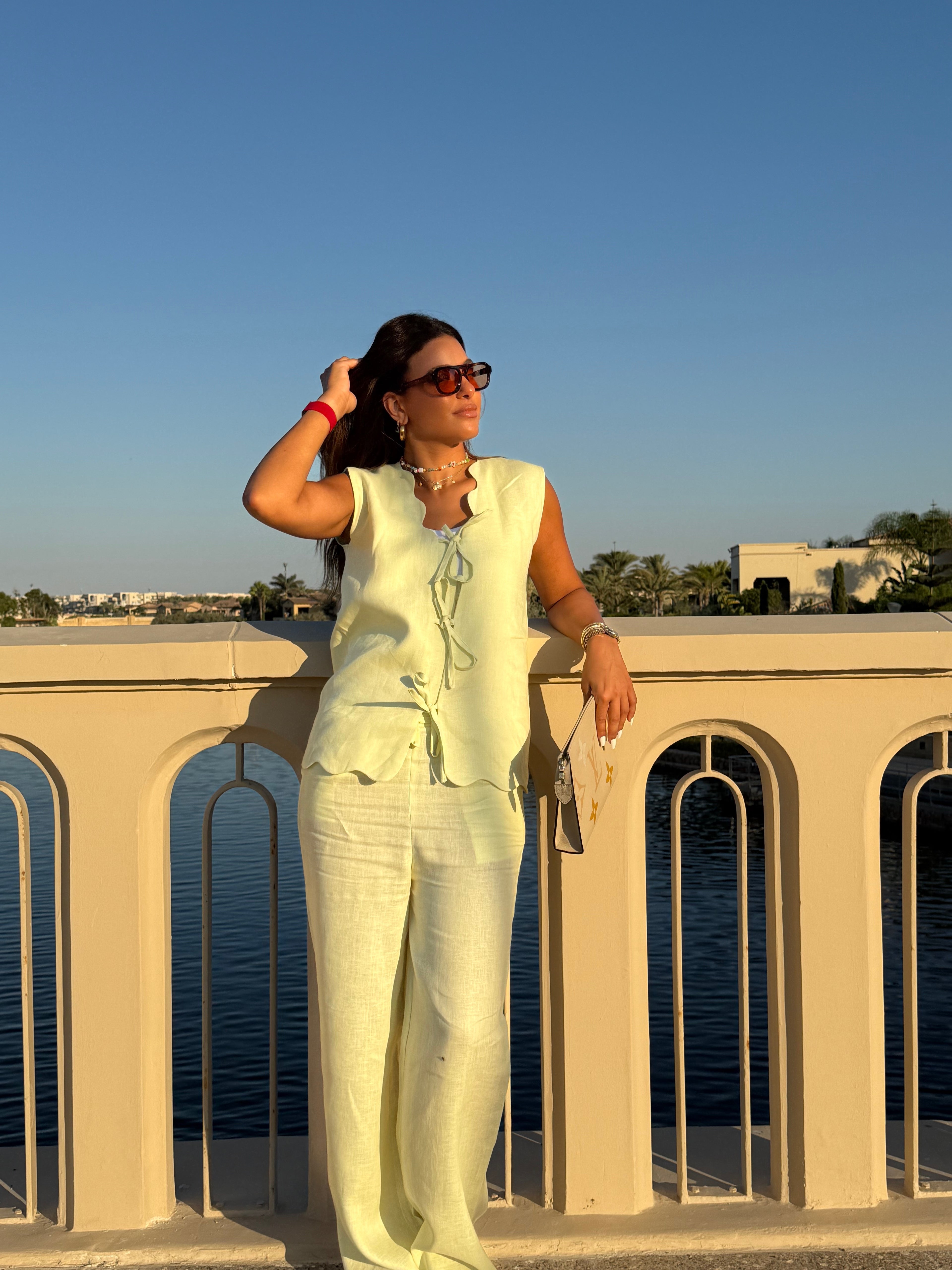 Butter Yellow Wave Full Set