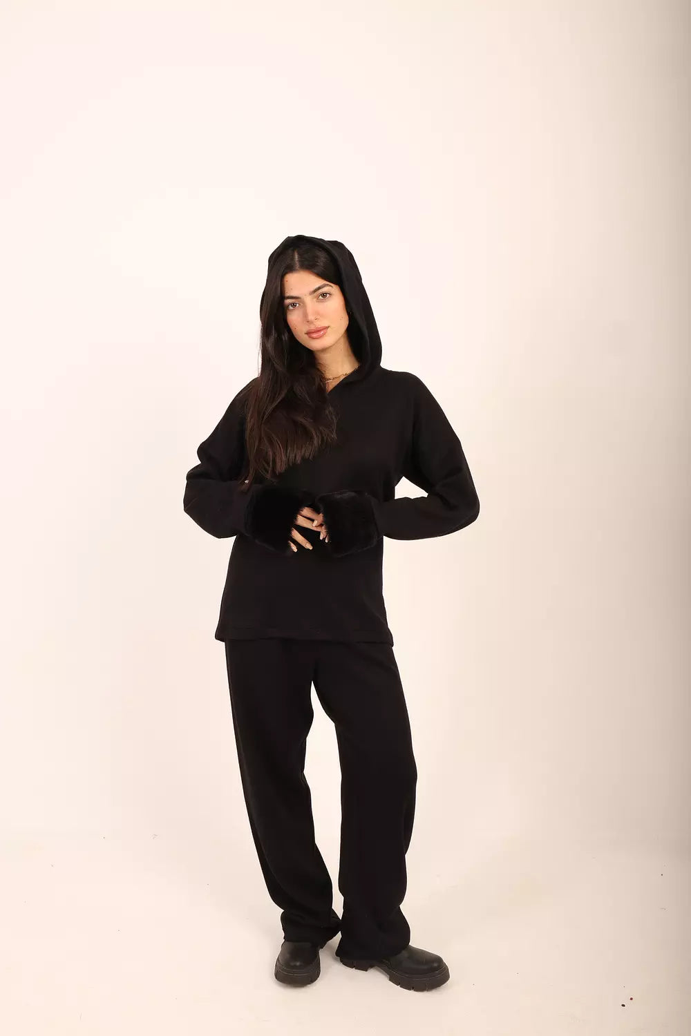 Furline Black Knit Set