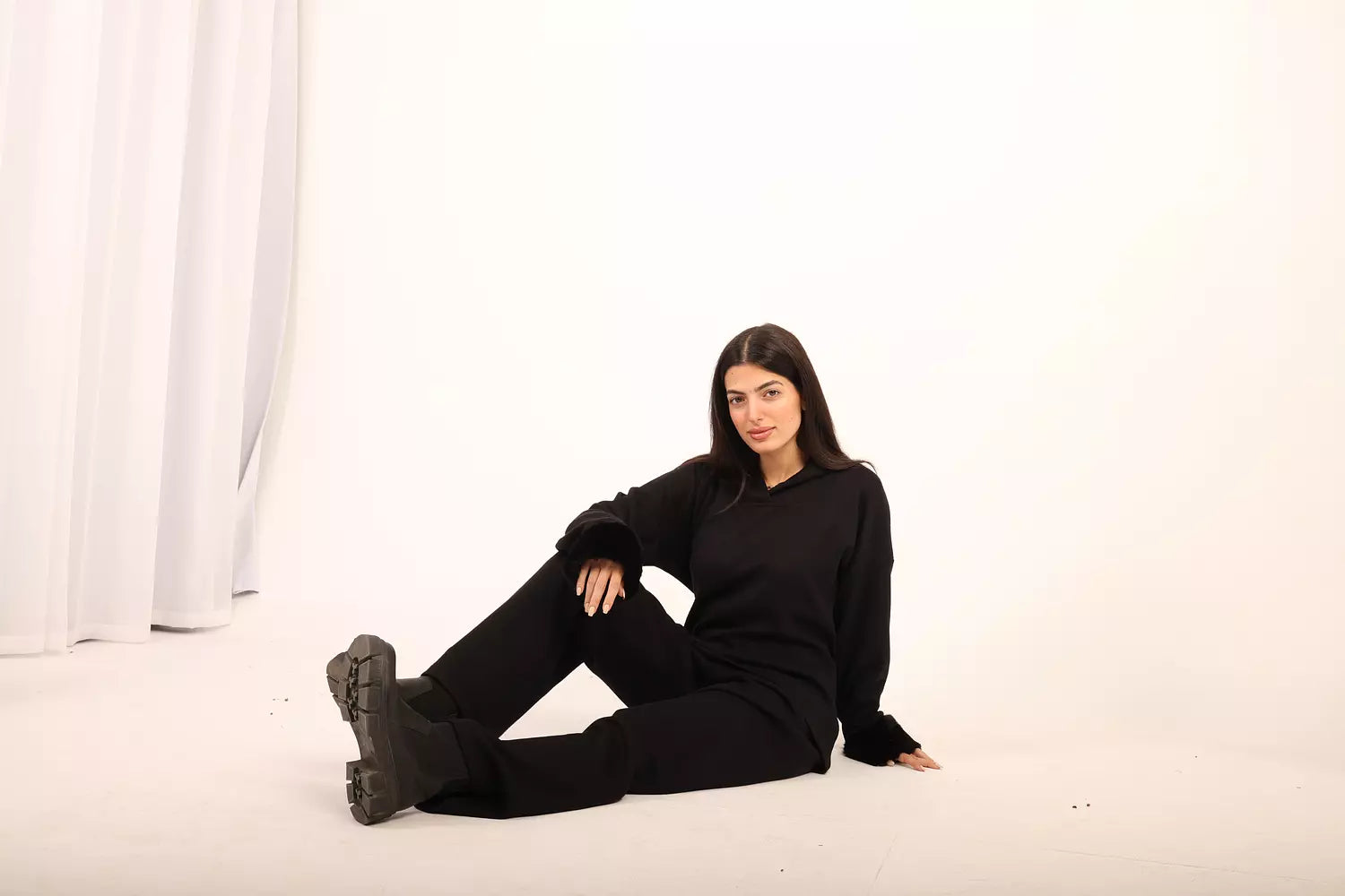 Furline Black Knit Set